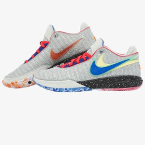 Nike Lebron XX Nike Lifer Basketball Sneakers Size Men's 18 NEW